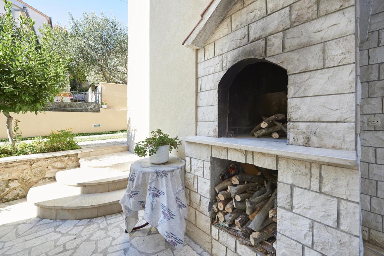 Apartments With A Parking Space Mavarstica, Ciovo - 17803 Trogir Exterior photo