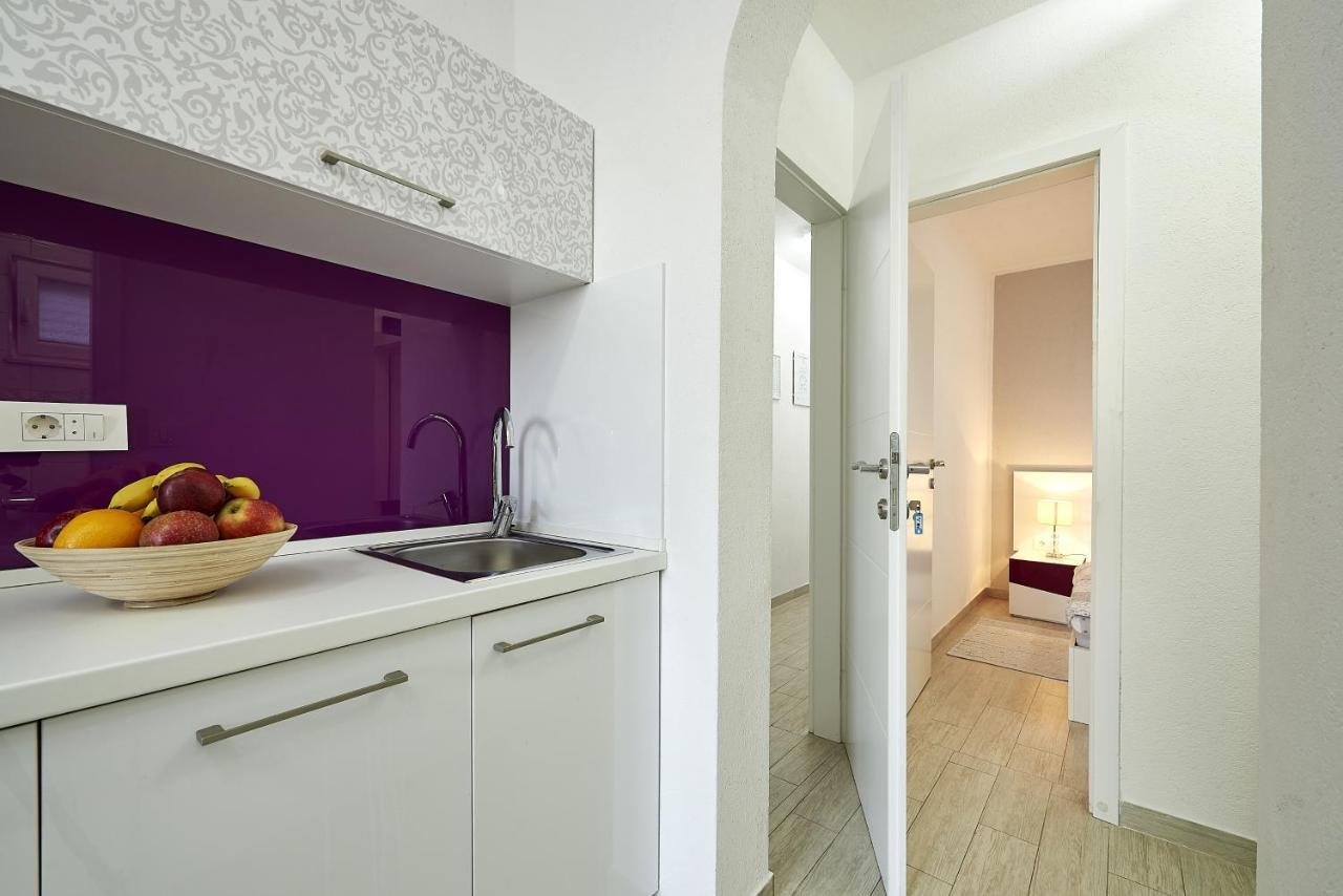 Apartments With A Parking Space Mavarstica, Ciovo - 17803 Trogir Exterior photo